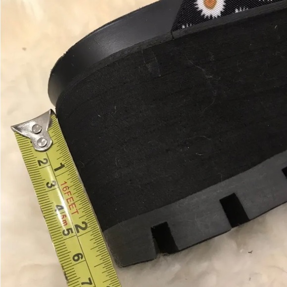 YRU daisy platform slides Retro ~90s ~Y2K ~Grunge era ~It Girl ~Heavier weight - Picture 6 of 8